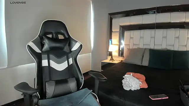 Adhara7 online show from October 14, 2025, 7:03 pm