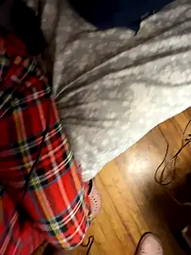 Snapshot of PrettyBabriexox chatting on October 19, 2025, 5:43 am PrettyBabriexox online show from October 19, 2025, 5:43 am