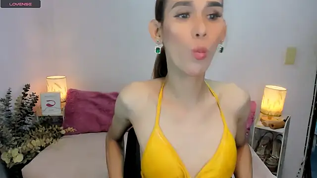 tsmokemachine online show from October 31, 2025, 7:32 pm