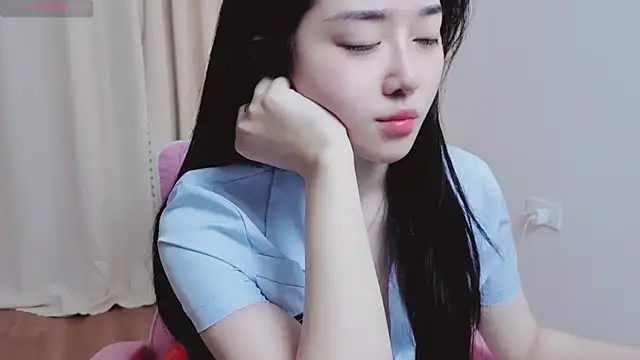 Snapshot of Miu-999 chatting on February 6, 2026, 2:51 am Miu-999 online show from February 6, 2026, 2:51 am