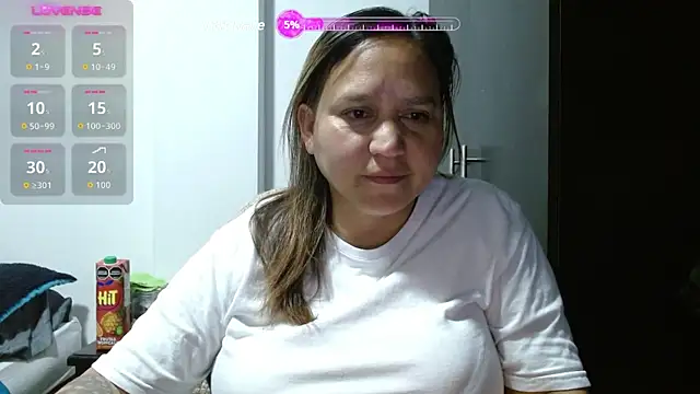 Snapshot of haashkyo chatting on September 16, 2025, 4:13 am haashkyo online show from September 16, 2025, 4:13 am