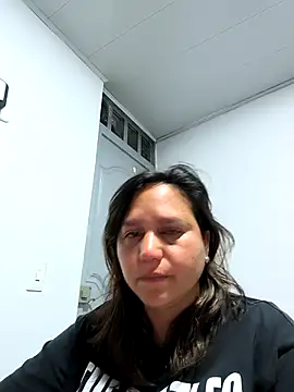 Snapshot of haashkyo chatting on October 29, 2025, 5:06 am haashkyo online show from October 29, 2025, 5:06 am