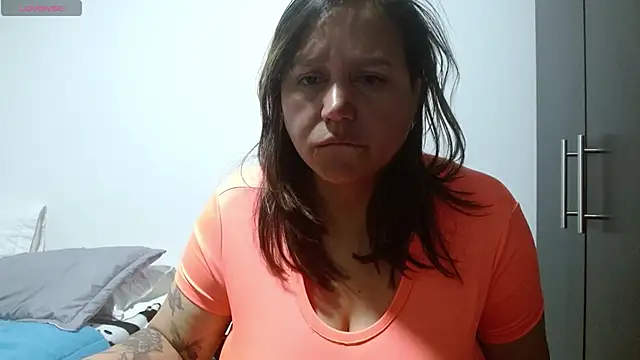 Snapshot of haashkyo chatting on October 16, 2025, 4:54 am haashkyo online show from October 16, 2025, 4:54 am