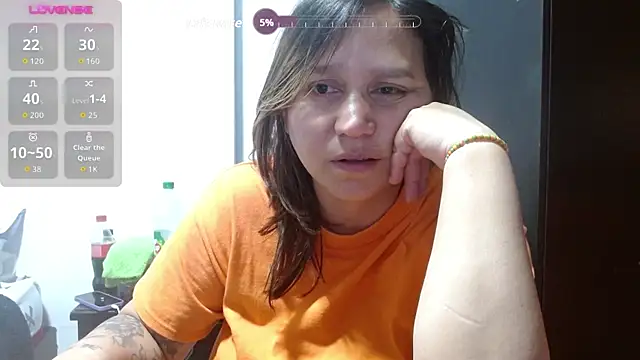 Snapshot of haashkyo chatting on October 11, 2025, 5:52 am haashkyo online show from October 11, 2025, 5:52 am