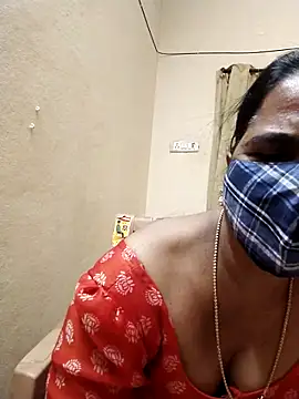 Snapshot of Darshini-Lovely chatting on October 1, 2025, 7:35 am Darshini-Lovely online show from October 1, 2025, 7:35 am