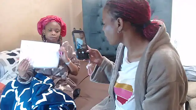EbonyEssence online show from June 3, 2026, 10:27 am