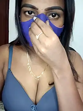 Snapshot of Tamil_kavinila chatting on February 25, 2026, 4:23 am Tamil kavinila online show from February 25, 2026, 4:23 am