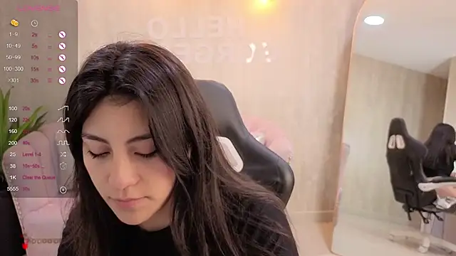 Zoe Blaze A online show from September 30, 2025, 1:28 pm