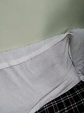 Snapshot of Kavya_Rathore chatting on October 24, 2025, 6:12 am Kavya Rathore online show from October 24, 2025, 6:12 am