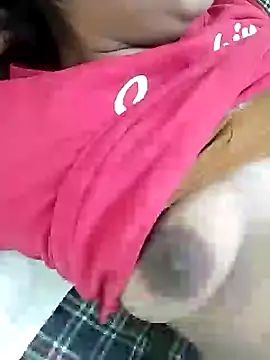 Snapshot of Kavya_Rathore chatting on October 15, 2025, 5:28 am Kavya Rathore online show from October 15, 2025, 5:28 am