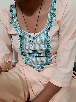 Snapshot of Naira-Tripathi chatting on November 1, 2025, 5:14 am Naira-Tripathi online show from November 1, 2025, 5:14 am