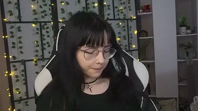 Snapshot of BereniceBattersby chatting on September 20, 2025, 8:36 pm BereniceBattersby online show from September 20, 2025, 8:36 pm