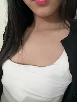 Snapshot of Desi_sara chatting on February 10, 2026, 4:33 am Desi sara online show from February 10, 2026, 4:33 am