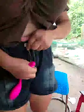 Akira sera online show from September 14, 2025, 11:49 pm