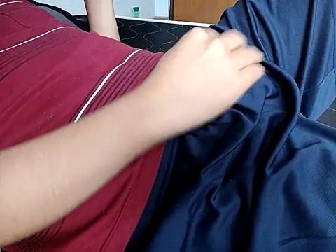 Snapshot of RSasa25 chatting on September 21, 2025, 3:28 pm RSasa25 online show from September 21, 2025, 3:28 pm