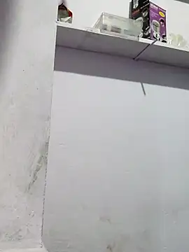 poojam93 online show from October 6, 2025, 2:24 am