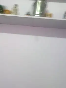 poojam93 online show from September 27, 2025, 1:34 am