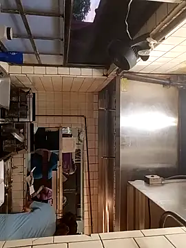 Snapshot of sarahkat86 chatting on September 28, 2025, 11:12 pm sarahkat86 online show from September 28, 2025, 11:12 pm