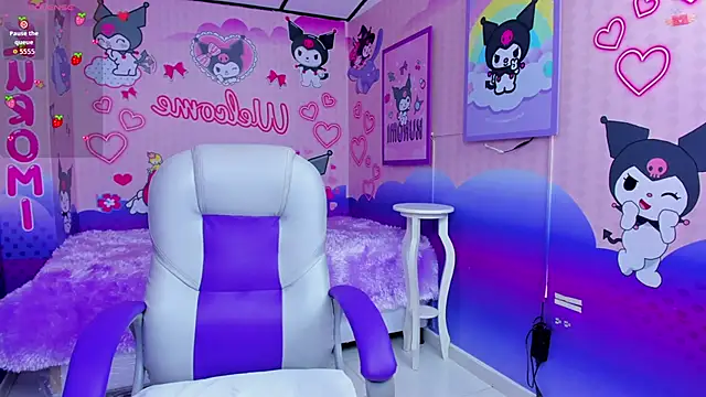 Snapshot of michell__petit_ chatting on September 19, 2025, 11:47 am michell petit online show from September 19, 2025, 11:47 am