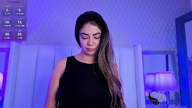 CristalHeart  online show from April 17, 2026, 1:47 pm