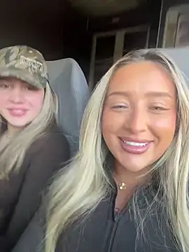 Laceyvipx online show from April 8, 2026, 1:12 pm