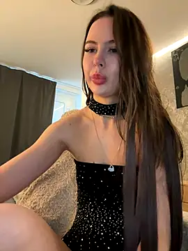 Snapshot of TianaCharm chatting on September 18, 2025, 10:18 am TianaCharm online show from September 18, 2025, 10:18 am