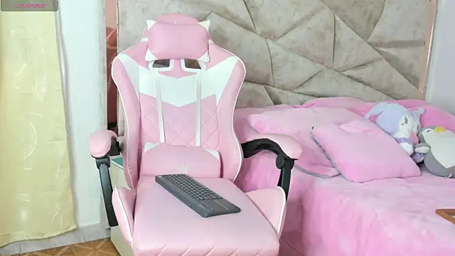 Snapshot of kendal_hot01 chatting on October 1, 2025, 10:02 pm kendal hot01 online show from October 1, 2025, 10:02 pm