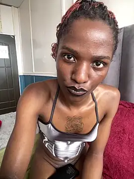 Trans fairy online show from February 1, 2026, 1:31 pm