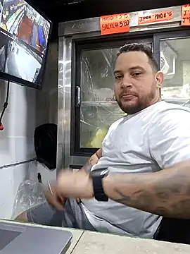 Catire10  online show from November 20, 2025, 2:07 pm