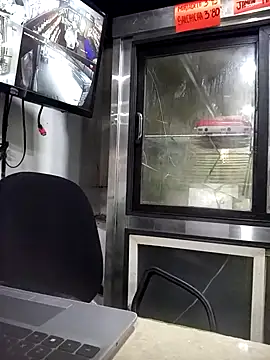 Catire10  online show from October 21, 2025, 1:54 pm