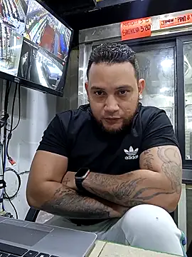 Catire10  online show from November 22, 2025, 2:38 pm