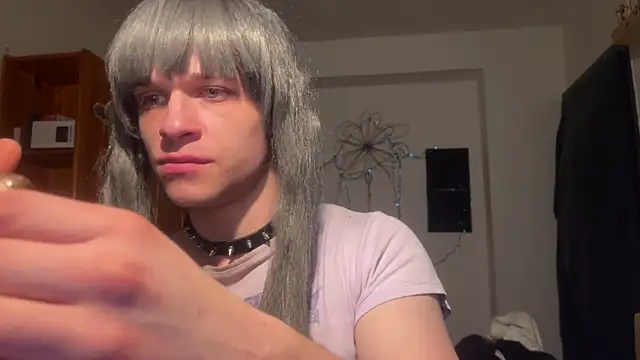 emilydee666 online show from January 11, 2026, 11:44 pm