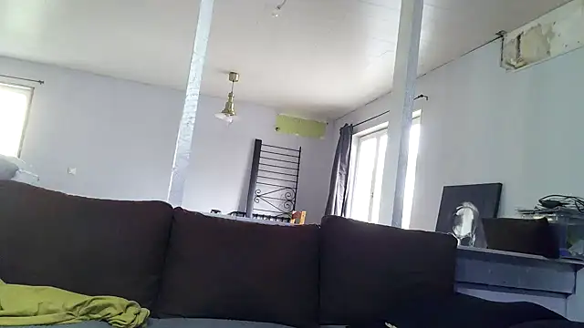 Bikerhot883hd online show from April 12, 2026, 4:21 pm