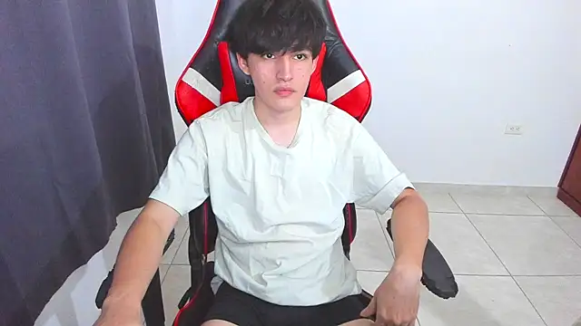 Snapshot of eren_188 chatting on September 16, 2025, 1:28 am eren 188 online show from September 16, 2025, 1:28 am