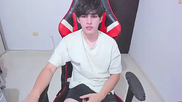 Snapshot of eren_188 chatting on January 13, 2026, 2:26 am eren 188 online show from January 13, 2026, 2:26 am