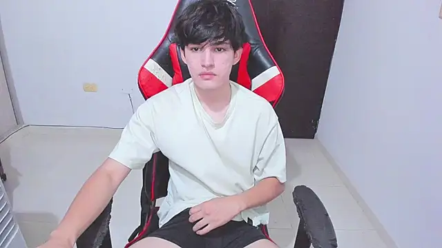 Snapshot of eren_188 chatting on January 9, 2026, 6:15 pm eren 188 online show from January 9, 2026, 6:15 pm