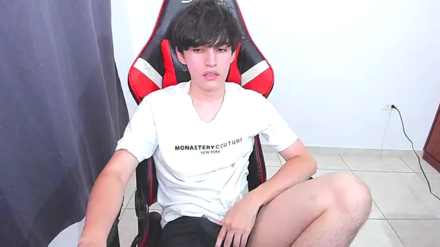 Snapshot of eren_188 chatting on October 4, 2025, 8:54 pm eren 188 online show from October 4, 2025, 8:54 pm