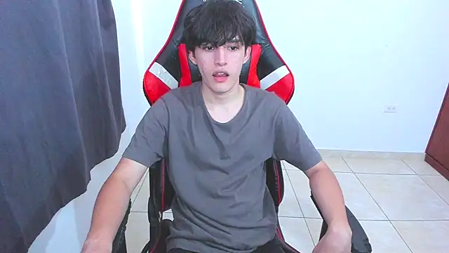 Snapshot of eren_188 chatting on September 27, 2025, 8:15 pm eren 188 online show from September 27, 2025, 8:15 pm