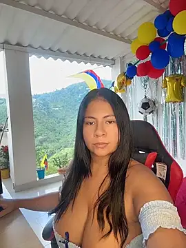samanthahut1 online show from June 16, 2026, 9:26 pm