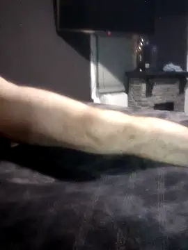 dickmedowndaddy22 online show from October 4, 2025, 2:24 am