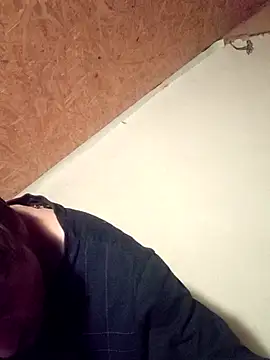 Salon1986 online show from October 23, 2025, 10:08 pm