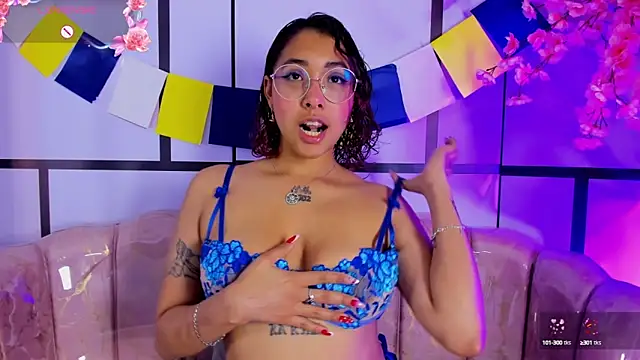 Snapshot of Olivejoness chatting on September 27, 2025, 5:13 am Olivejoness online show from September 27, 2025, 5:13 am