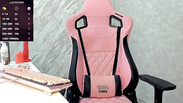 Melissaluvvv online show from October 12, 2025, 11:44 am