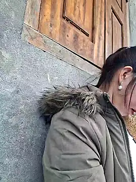 ngocngoc cute online show from February 12, 2026, 2:22 am