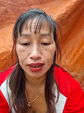 Snapshot of ngocngoc_cute chatting on October 21, 2025, 2:11 am ngocngoc cute online show from October 21, 2025, 2:11 am