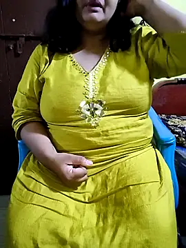 Snapshot of Swapna_Hyd chatting on September 29, 2025, 4:19 am Swapna Hyd online show from September 29, 2025, 4:19 am