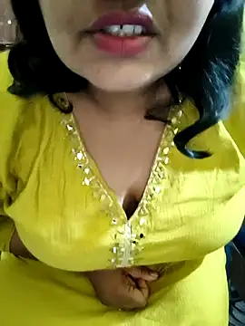 Snapshot of Swapna_Hyd chatting on October 18, 2025, 4:25 am Swapna Hyd online show from October 18, 2025, 4:25 am