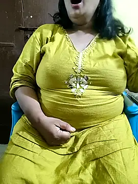 Snapshot of Swapna_Hyd chatting on October 24, 2025, 5:01 pm Swapna Hyd online show from October 24, 2025, 5:01 pm