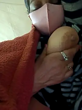 soni yhakur online show from January 13, 2026, 12:15 am