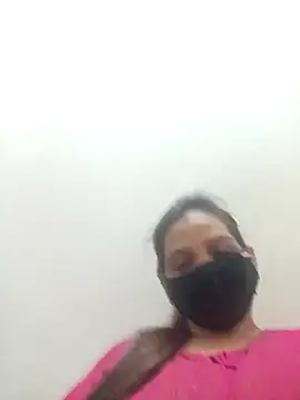 soni yhakur online show from April 26, 2026, 4:04 pm